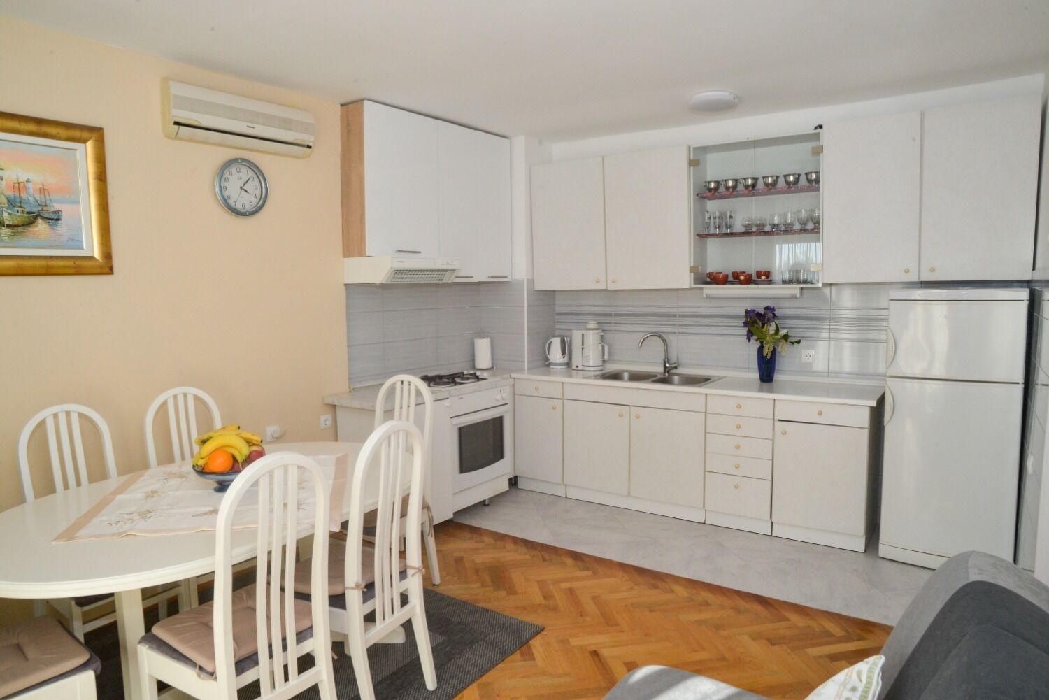Appartement Miki *